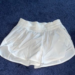 Lululemon Shorts Size 8